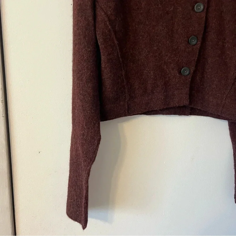 Peruvian Connection Sweater - Picture 2 of 9